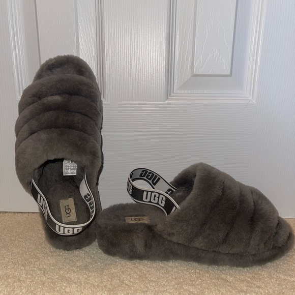 UGG Fluff Yeah Slides - Picture 2 of 6